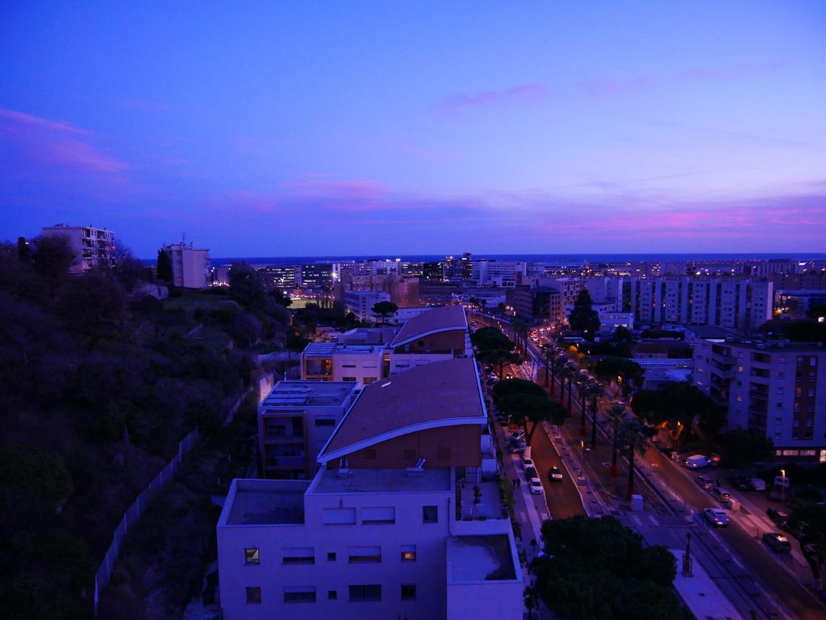 Appartement Rooftop 8 Personnes Grande Terrasse Avec Parking Quartier Aeroport Nice Exteriör bild
